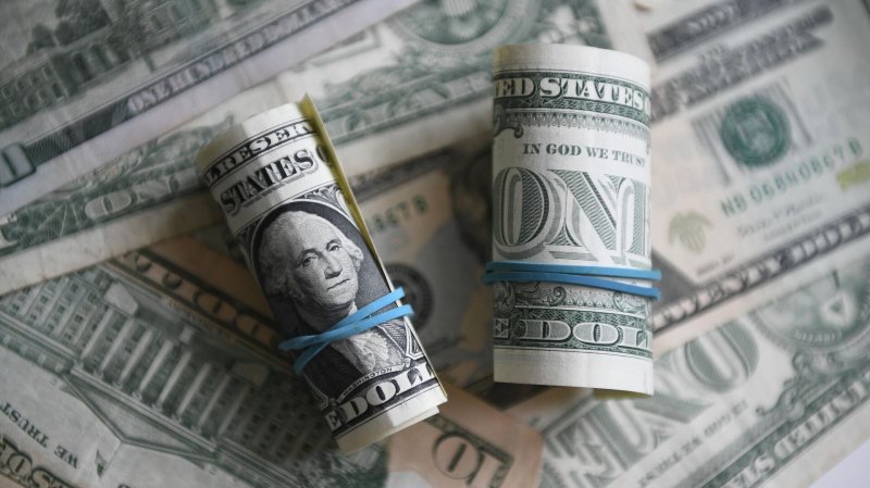 Аналитик раскрыл секрет, как не "сжечь" сбережения в долларах