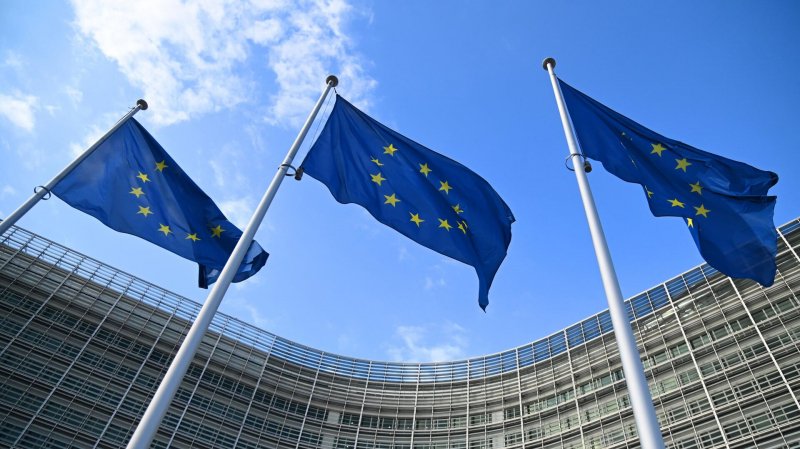 ЕС одобрил создание в союзе временного плавающего лимита цен на газ