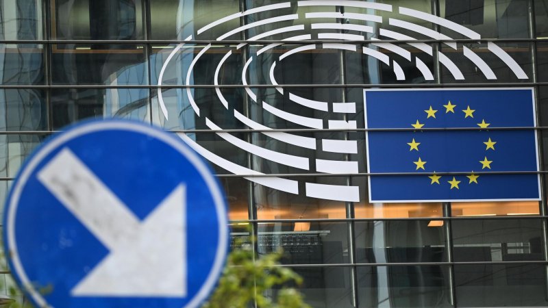 Еврокомиссар по экономике подтвердил вероятность рецессии в ЕС зимой