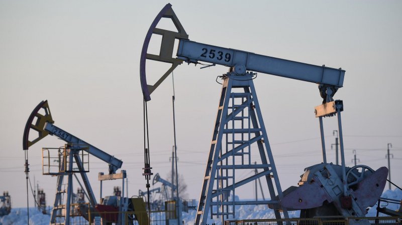OilPrice: Россия обернет в свою пользу потолок цен на нефть