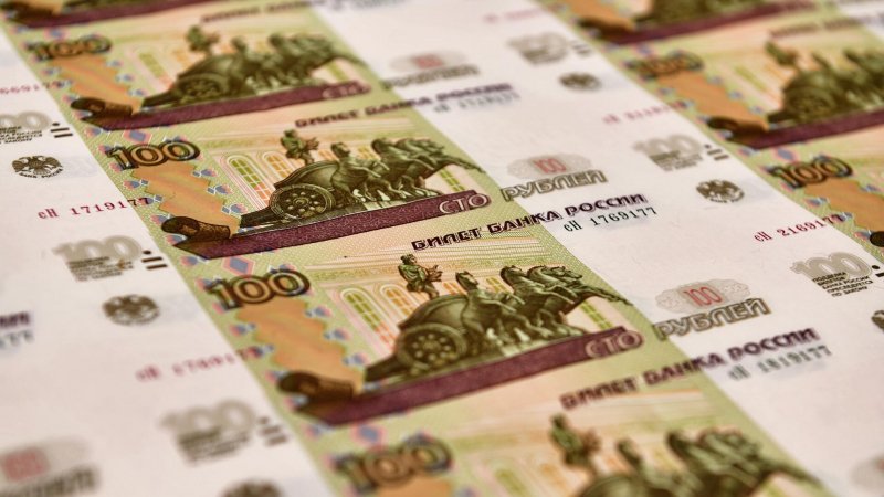 Профицит бюджета в январе-ноябре вырос до 557 миллиардов рублей
