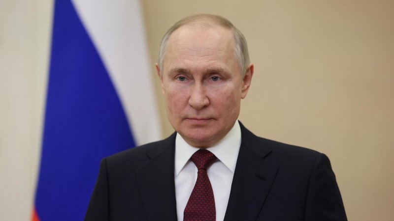 Работа по переходу на расчеты в нацвалютах в ЕАЭС ускорилась, заявил Путин
