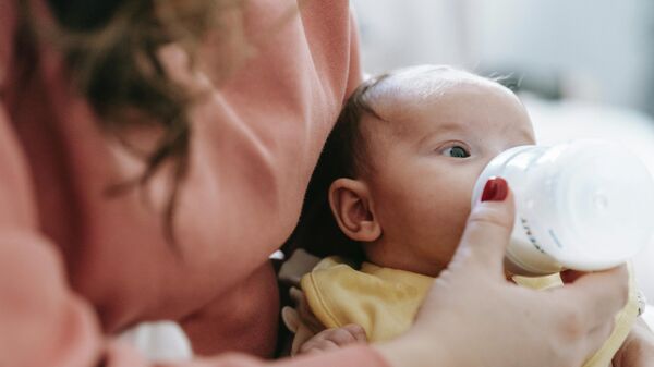 Россия продлит исключения для ввоза молочной сыворотки для детских смесей