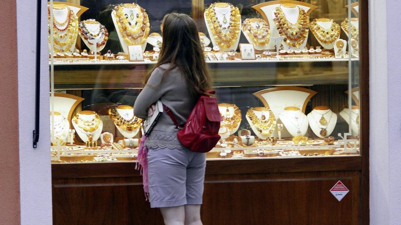 Российский ювелирный рынок за год "просел" на десять процентов