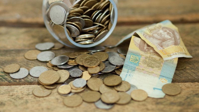 Жители ДНР смогут обменять гривны на рубли с 1 января