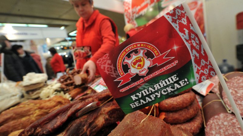 В Белоруссии заявили об успешном замещении попавших под эмбарго продуктов